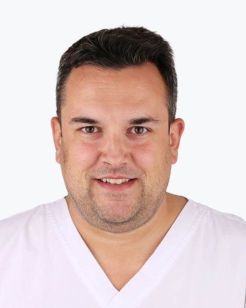 dr stom.<br><strong>David Vladimir Bartel</strong>